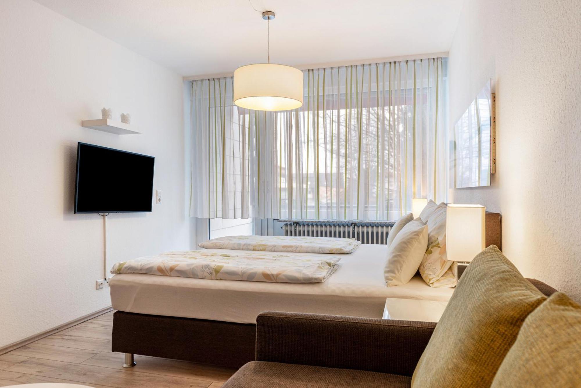 Ferienwohnung Am Weiher メーアスブルク エクステリア 写真